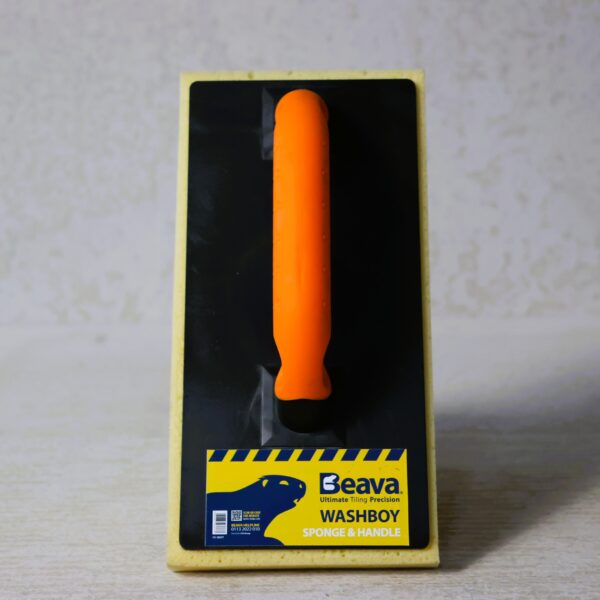 Beava Washboy Sponge and Handle (front)